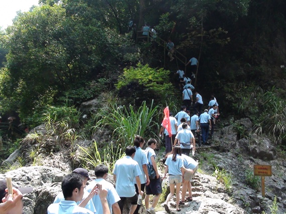 2010年度户外拓展活动取得圆满成功
